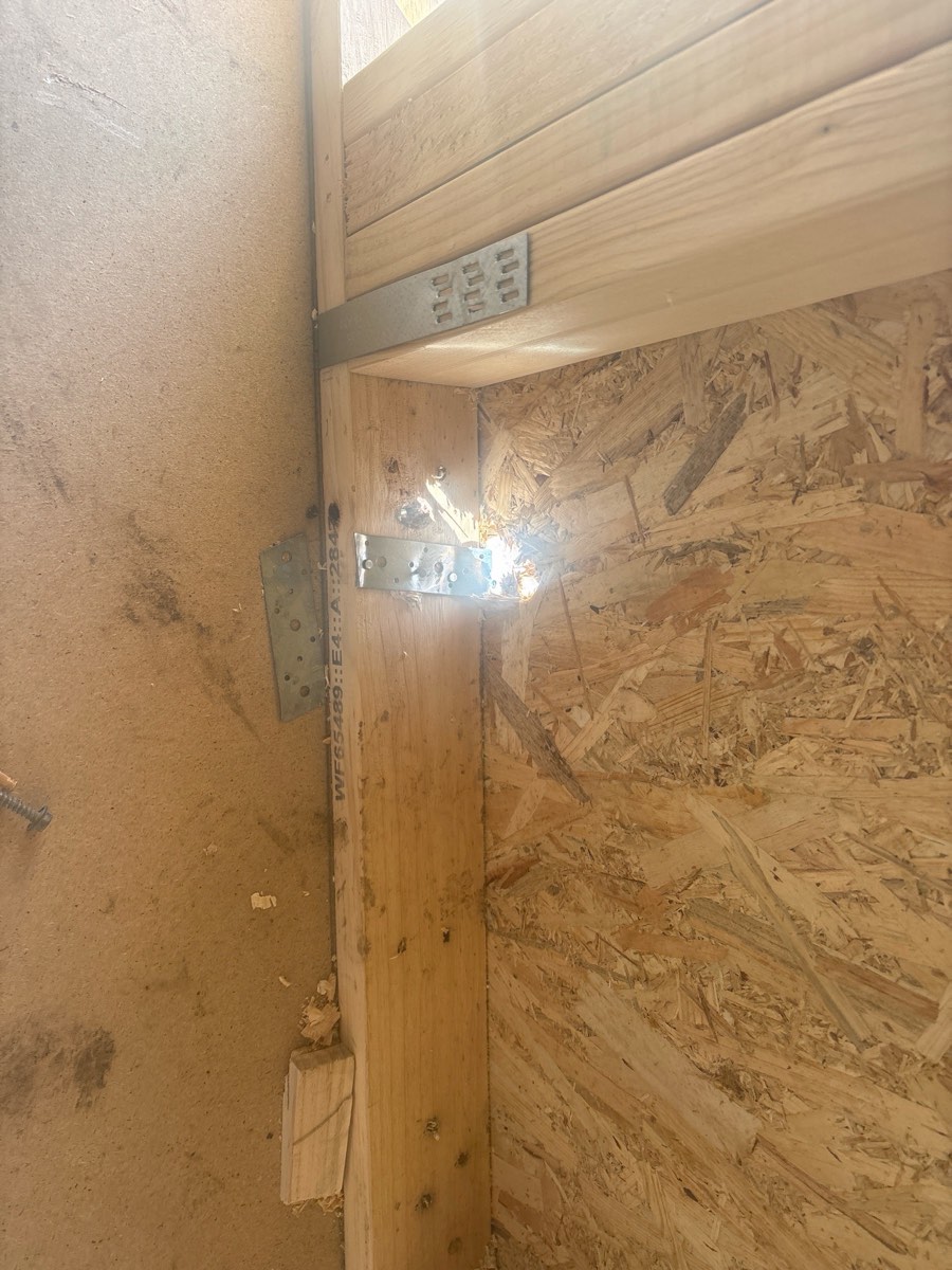 Further bracing cut, recorded during a lock-up inspection in Craigieburn